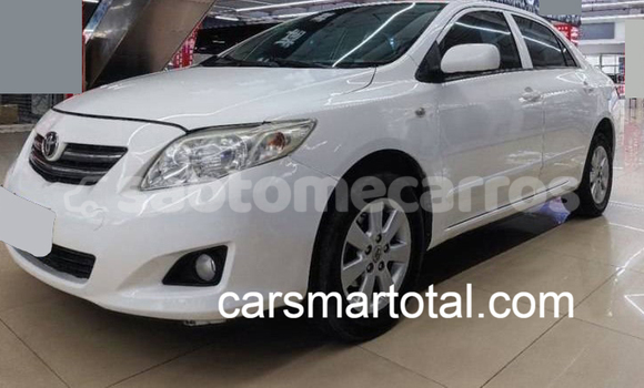 Comprar Usado Toyota Corolla White Carro em Neves em Lemba