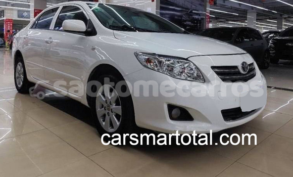 Acheter Occasion Voiture Toyota Corolla Blanc à Neves, Lemba Acheter Occasion Voiture Toyota Corolla Blanc à Neves, Lemba