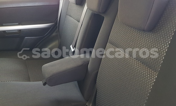Comprar Usado Suzuki Grand Vitara Silver Carro em Santo Amaro em Lobata Comprar Usado Suzuki Grand Vitara Silver Carro em Santo Amaro em Lobata