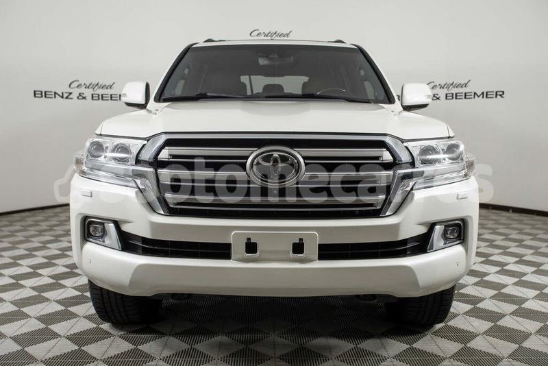 Big with watermark toyota land cruiser lobata santo amaro 98