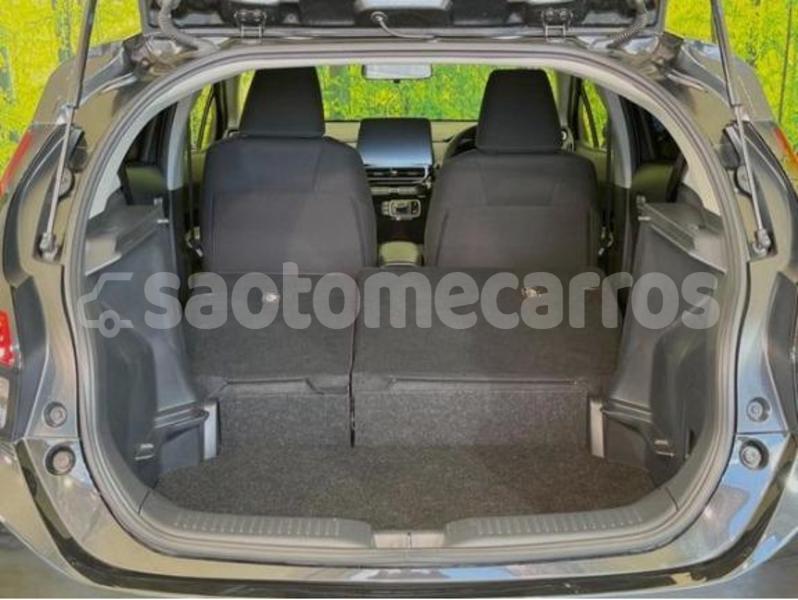 Big with watermark toyota aqua pague santo antonio 102