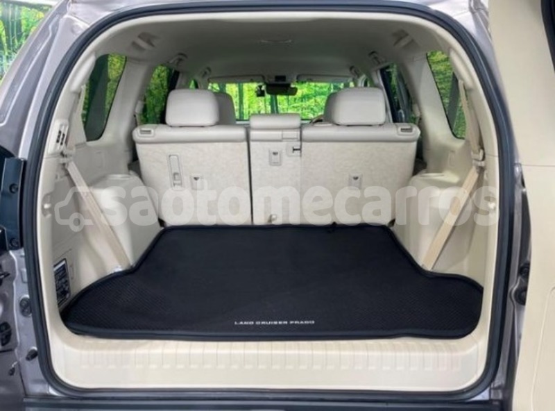 Big with watermark toyota land cruiser prado pague santo antonio 103