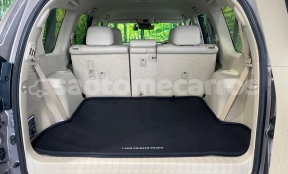 Comprar Usado Toyota Land Cruiser Prado Black Carro em Santo Antonio em Pague Comprar Usado Toyota Land Cruiser Prado Black Carro em Santo Antonio em Pague