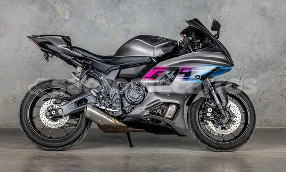 Comprar Usado Yamaha YZF Black Moto em Neves em Lemba Comprar Usado Yamaha YZF Black Moto em Neves em Lemba