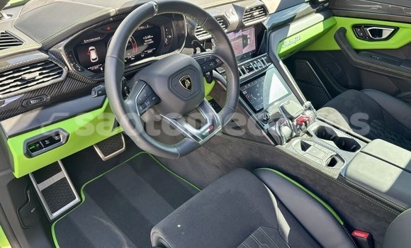 Comprar Usado Lamborghini Urus Green Carro em Santana em Cantagalo Comprar Usado Lamborghini Urus Green Carro em Santana em Cantagalo