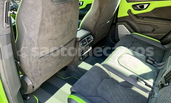 Comprar Usado Lamborghini Urus Green Carro em Santana em Cantagalo Comprar Usado Lamborghini Urus Green Carro em Santana em Cantagalo