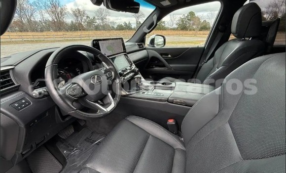 Buy Used Lexus LX White Car in Santana in Cantagalo Buy Used Lexus LX White Car in Santana in Cantagalo